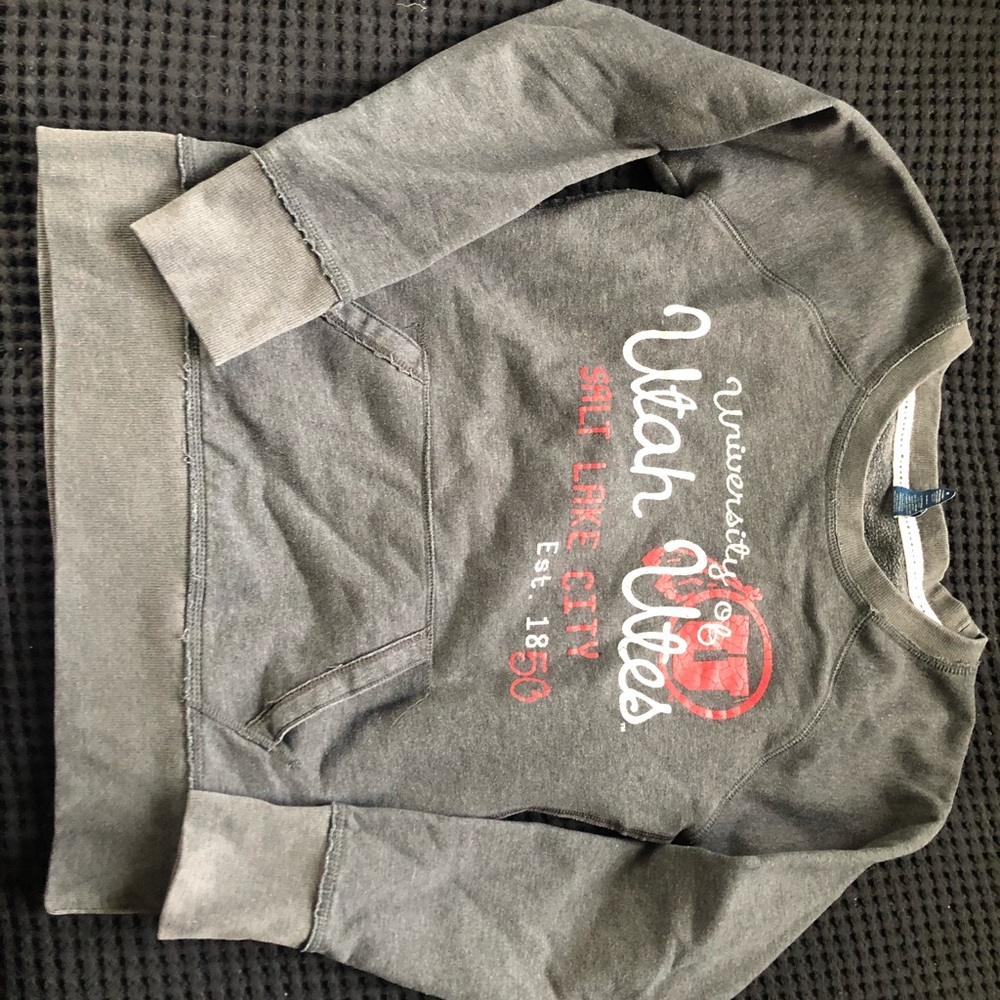 Utah Utes sweatshirt